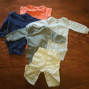 Lot Carters 6m long sleeve and khaki pant combo